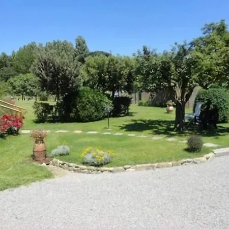 Oda ve Kahvaltı Casale L'antico Carro 4*